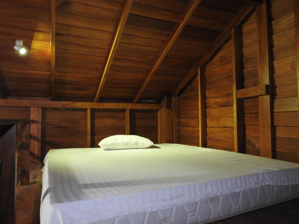 Wilpattu Tree House Bed & Breakfast Nochchiyagama Bagian luar foto