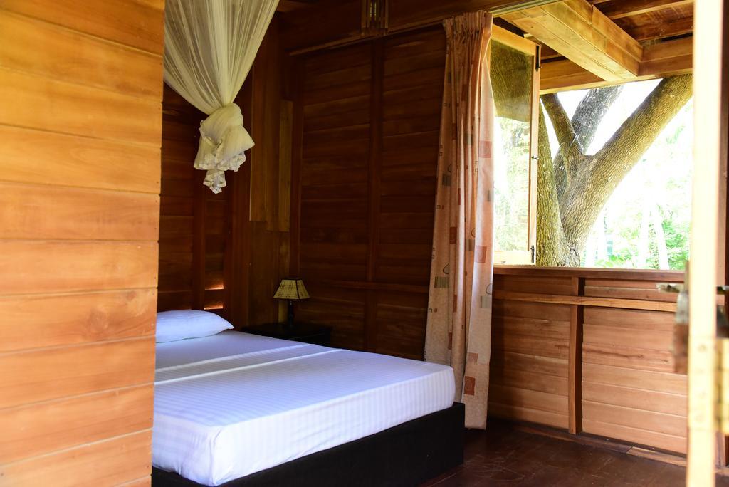 Wilpattu Tree House Bed & Breakfast Nochchiyagama Bagian luar foto