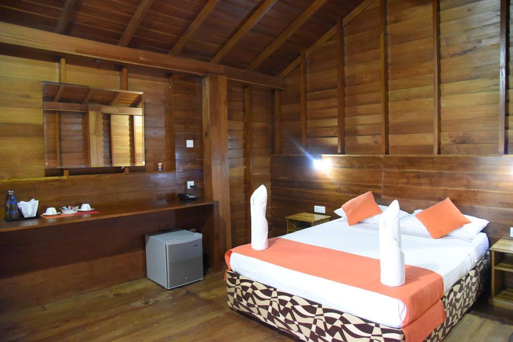 Wilpattu Tree House Bed & Breakfast Nochchiyagama Bagian luar foto